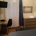 Rustic Apartman *